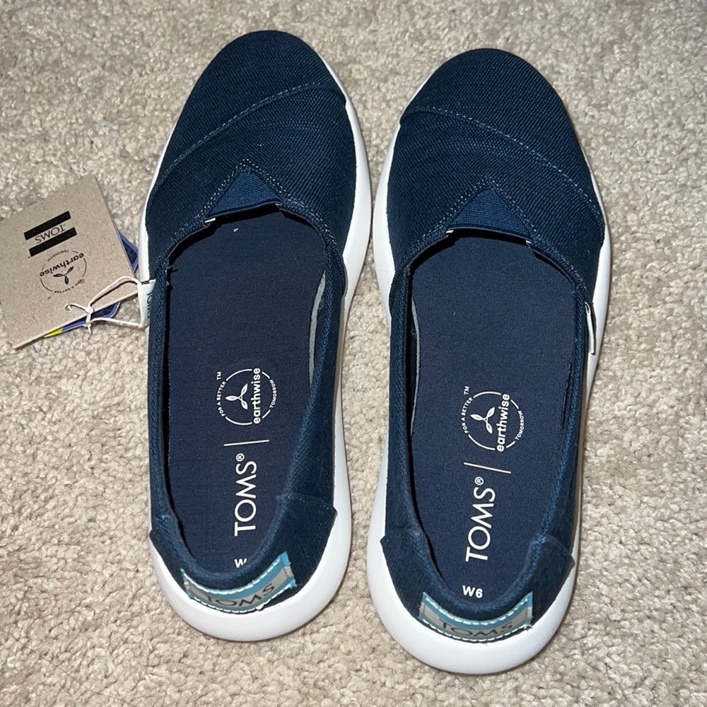 Toms navy blue Mallow slip on shoes